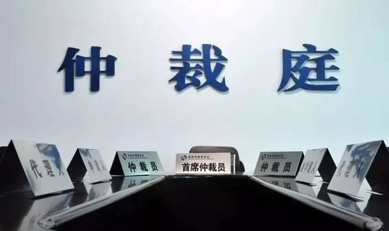 在日常生活中，我们常常会遇到各种各样的法律问题。这时候，一个可靠的法律服务热线就能为我们提供及时的帮助。